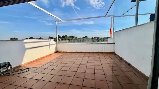 Casa adosada en venta en Paraíso Arenal - La Colina