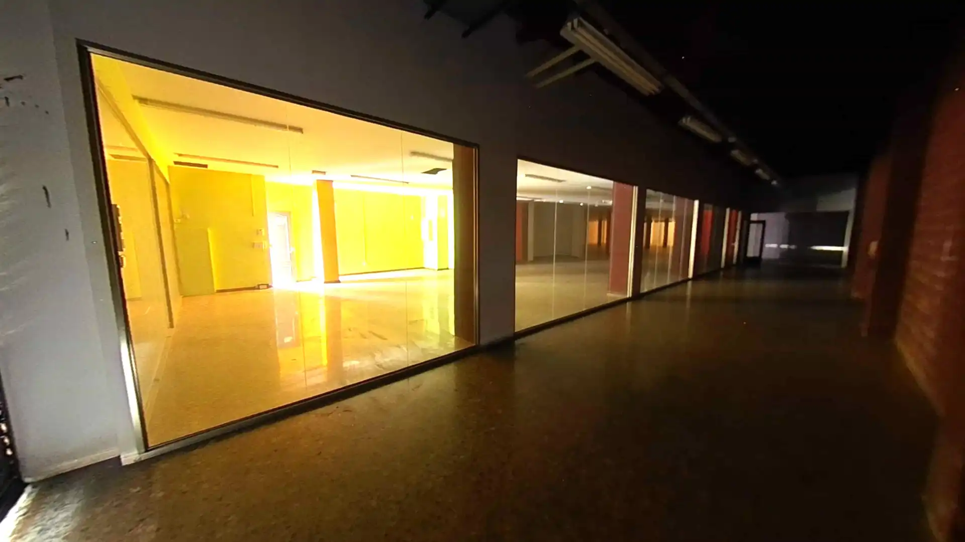 Nau industrial en venda en Viladecans