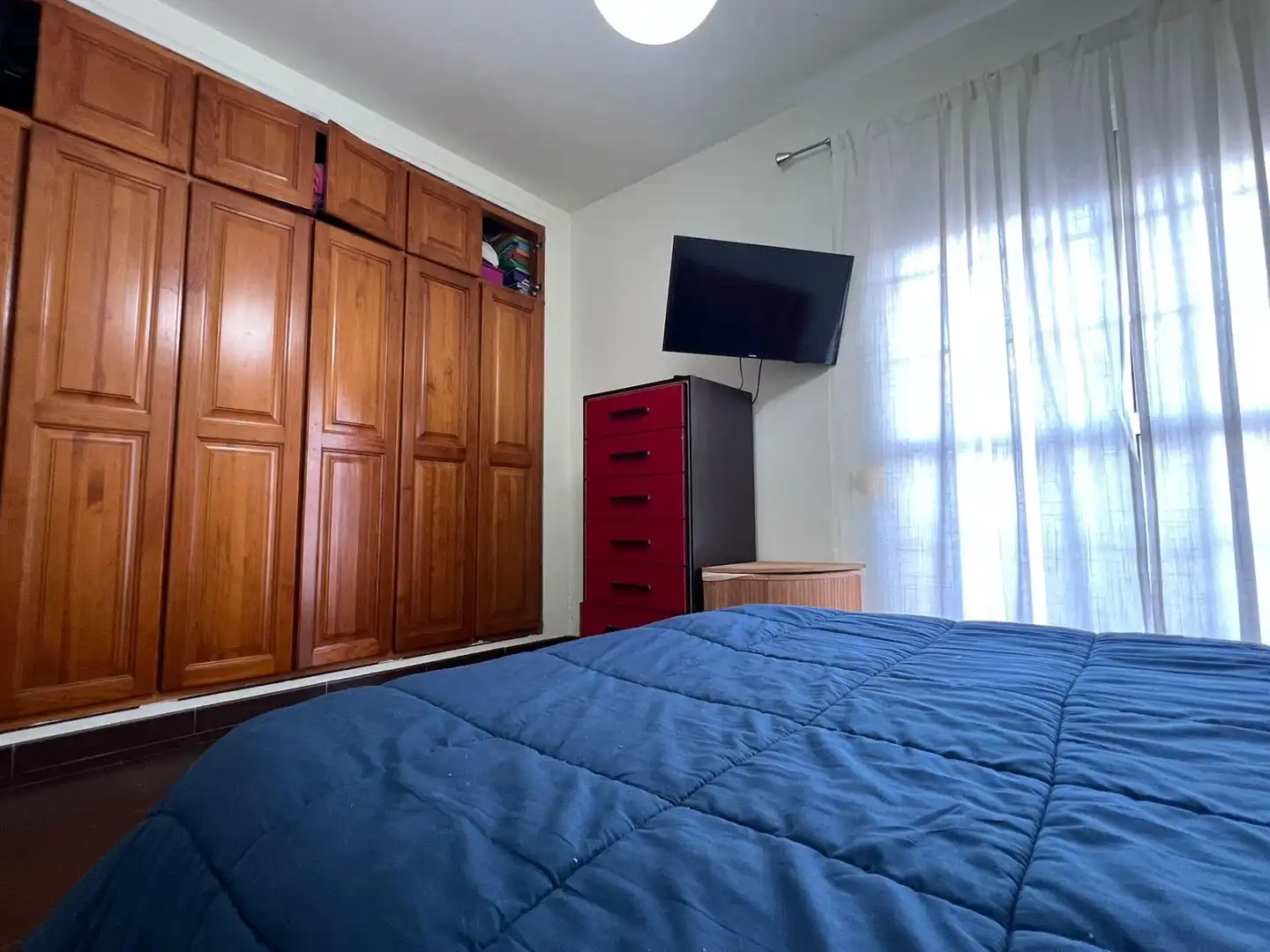 Habitación de Casa adosada en venta en Los Barrios