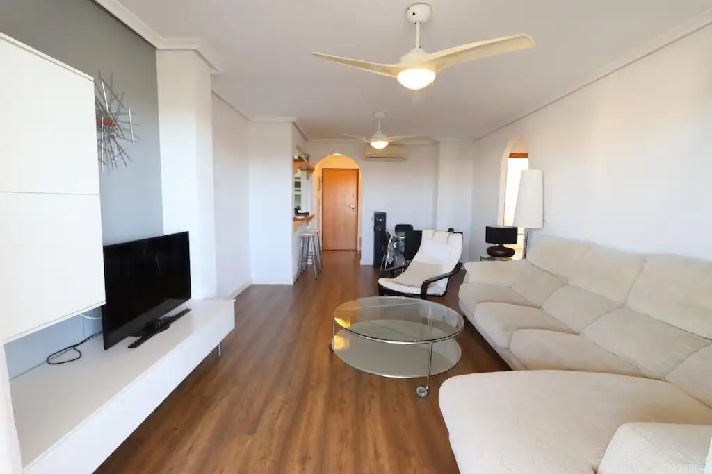 Apartament amb terrassa en venda a Pueblo Latino, imagen 8