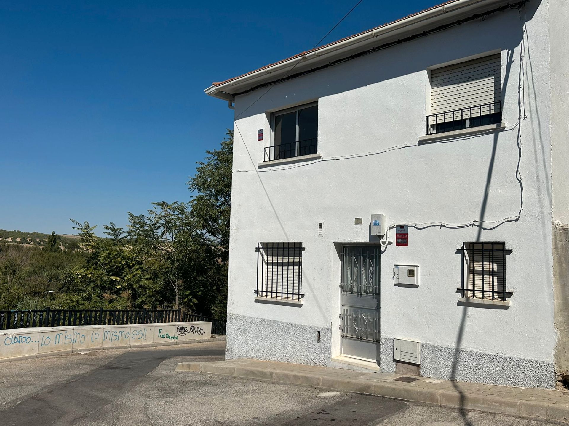 Vista exterior de Casa o xalet en venda en Estremera amb Calefacció i Alarma