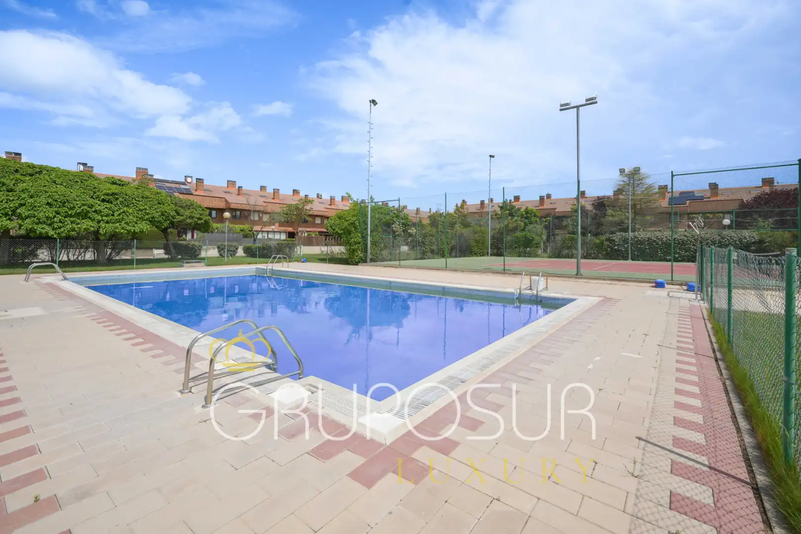 Swimming pool of Detached homes for sale in Simancas  with Heating, Private garden and Parquet flooring