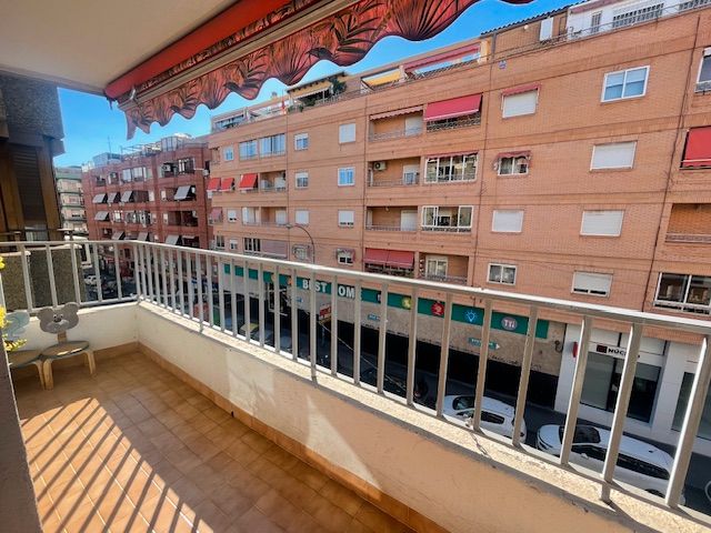 Exterior view of Flat for sale in Alicante / Alacant  with Terrace, Furnished and Balcony