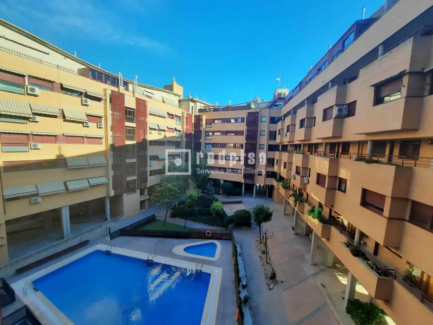 Exterior view of Flat for sale in Estación - Centro