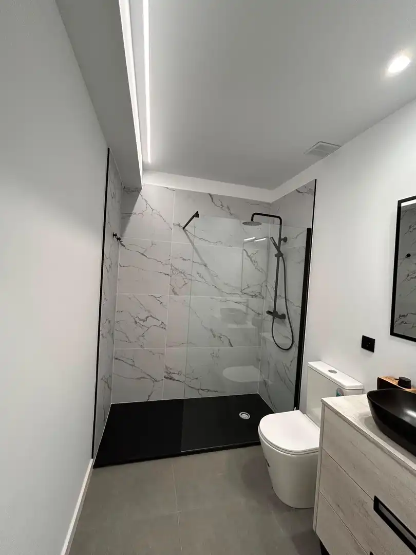 Bathroom of Study for rent in Murcia  with Air Conditioner, Terrace and Furnished