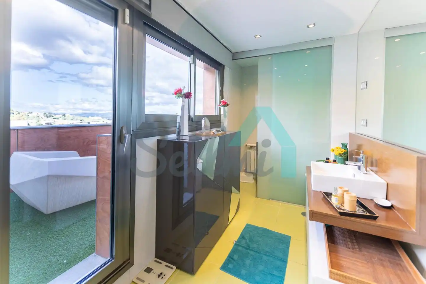 Badezimmer von Maisonette zum Verkauf in Oviedo  mit Heizung, Terrasse und Abstellraum