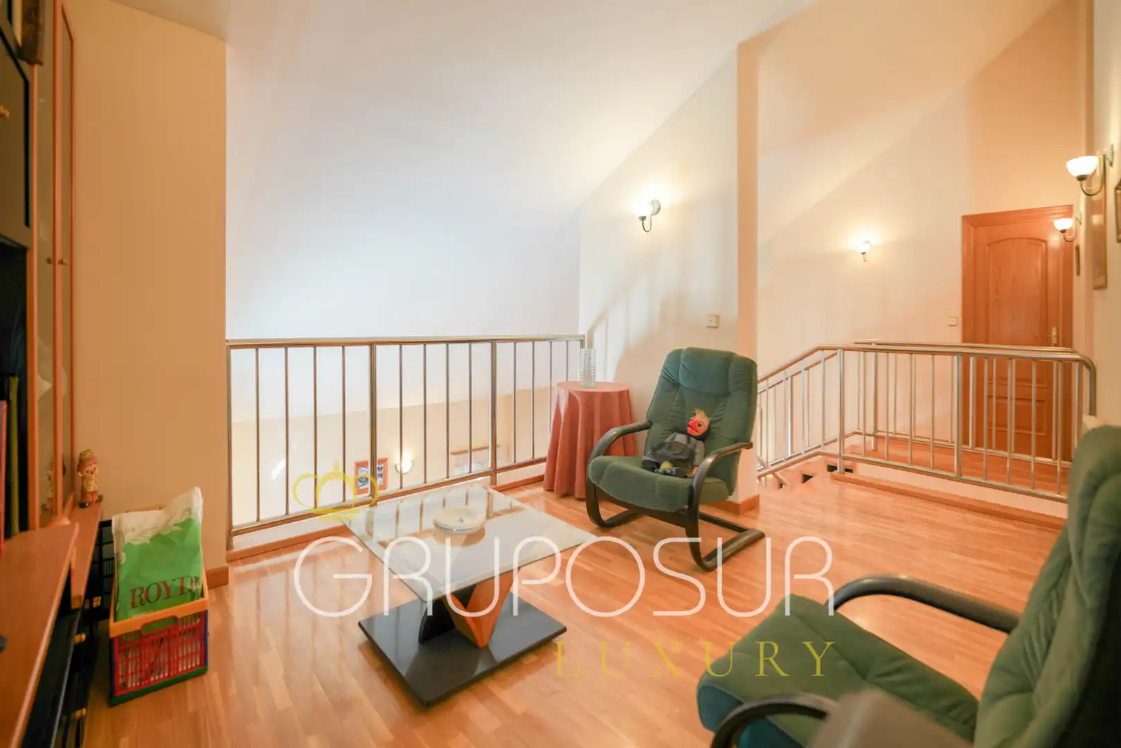 Sala de estar de Casa o chalet en venta en Boecillo con Calefacción, Jardín privado y Parquet