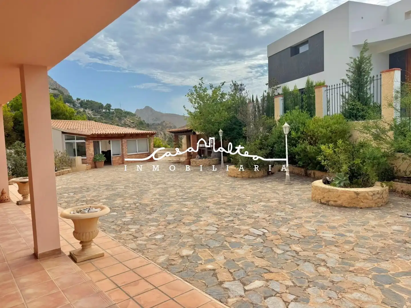 Vista exterior de Casa o chalet de alquiler en Altea con Calefacción, Jardín privado y Terraza