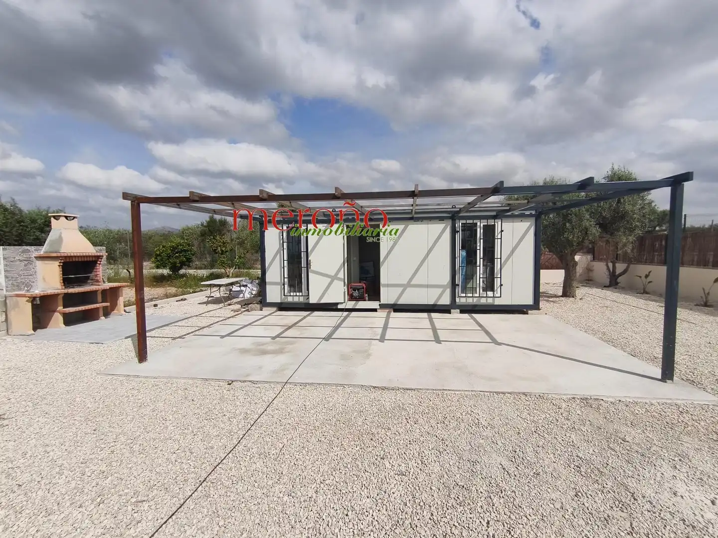 Vista exterior de Casa o xalet en venda en Crevillent amb Terrassa