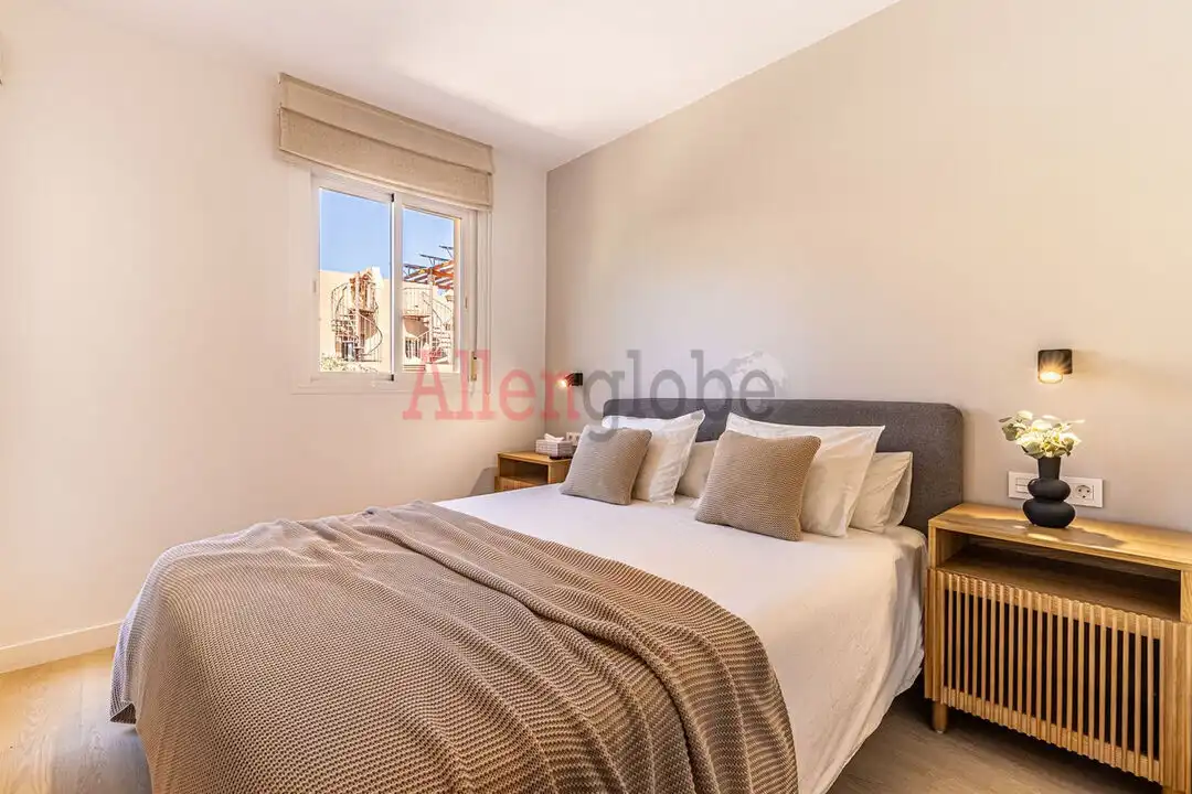 Habitación de Casa adosada en venta en Estepona con Aire acondicionado, Calefacción y Jardín privado