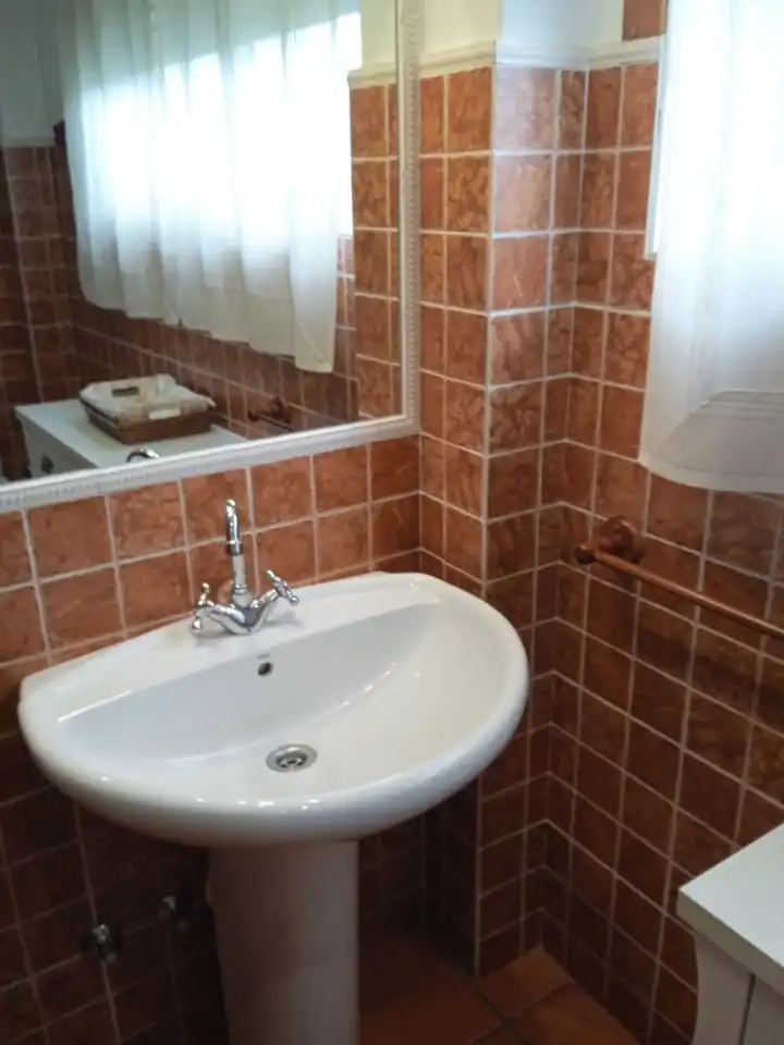 Bathroom of Houses for rent in Santiago de Compostela   with Private garden