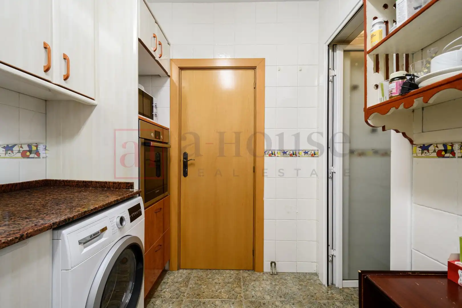 Küche von Wohnung zum Verkauf in Barcelona mit Klimaanlage, Heizung und Terrasse