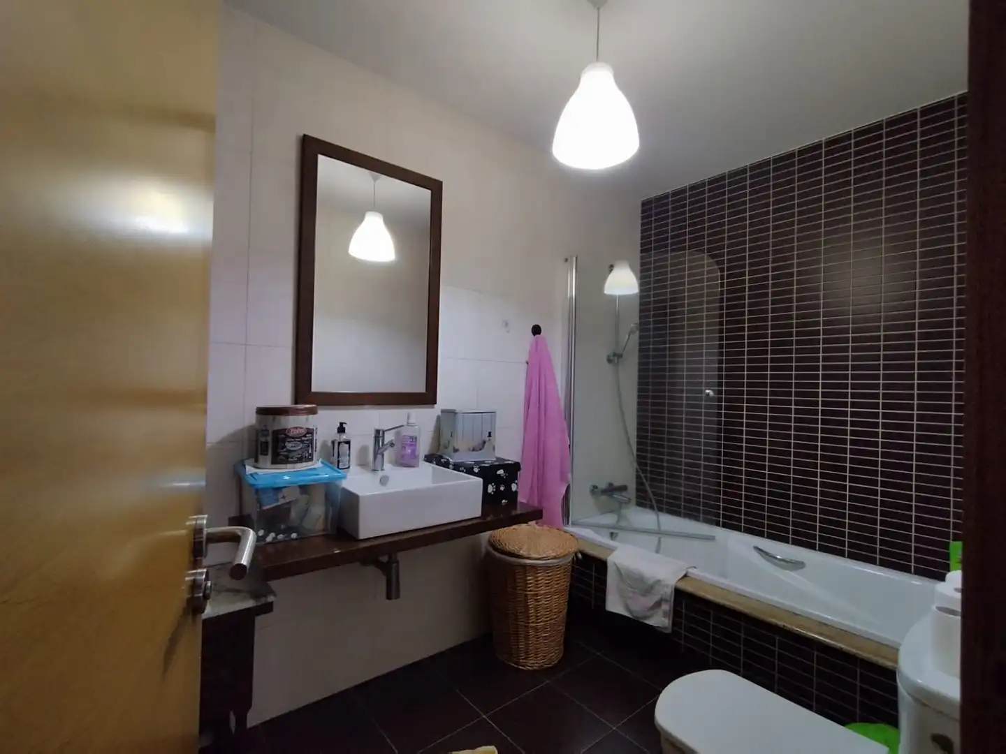Badezimmer von Wohnung zum Verkauf in Betanzos mit Ofen und Balkon