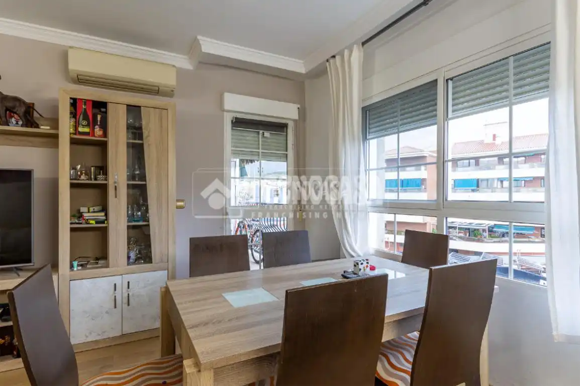 Comedor de Piso en venta en Vélez-Málaga con Aire acondicionado, Calefacción y Balcón