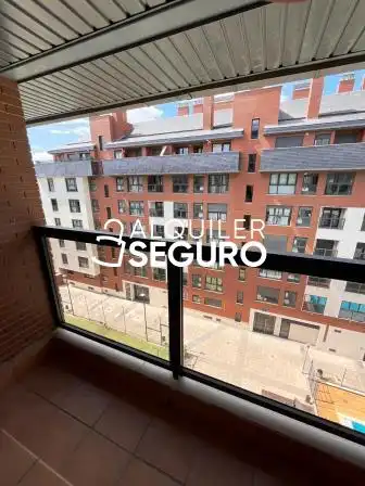 Vista exterior de Piso de alquiler en Valladolid con Calefacción, Terraza y Trastero