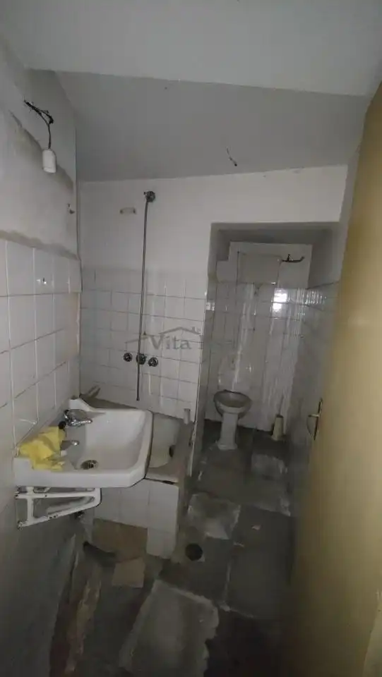 Bathroom of Houses for sale in Ourense Capital   with Private garden