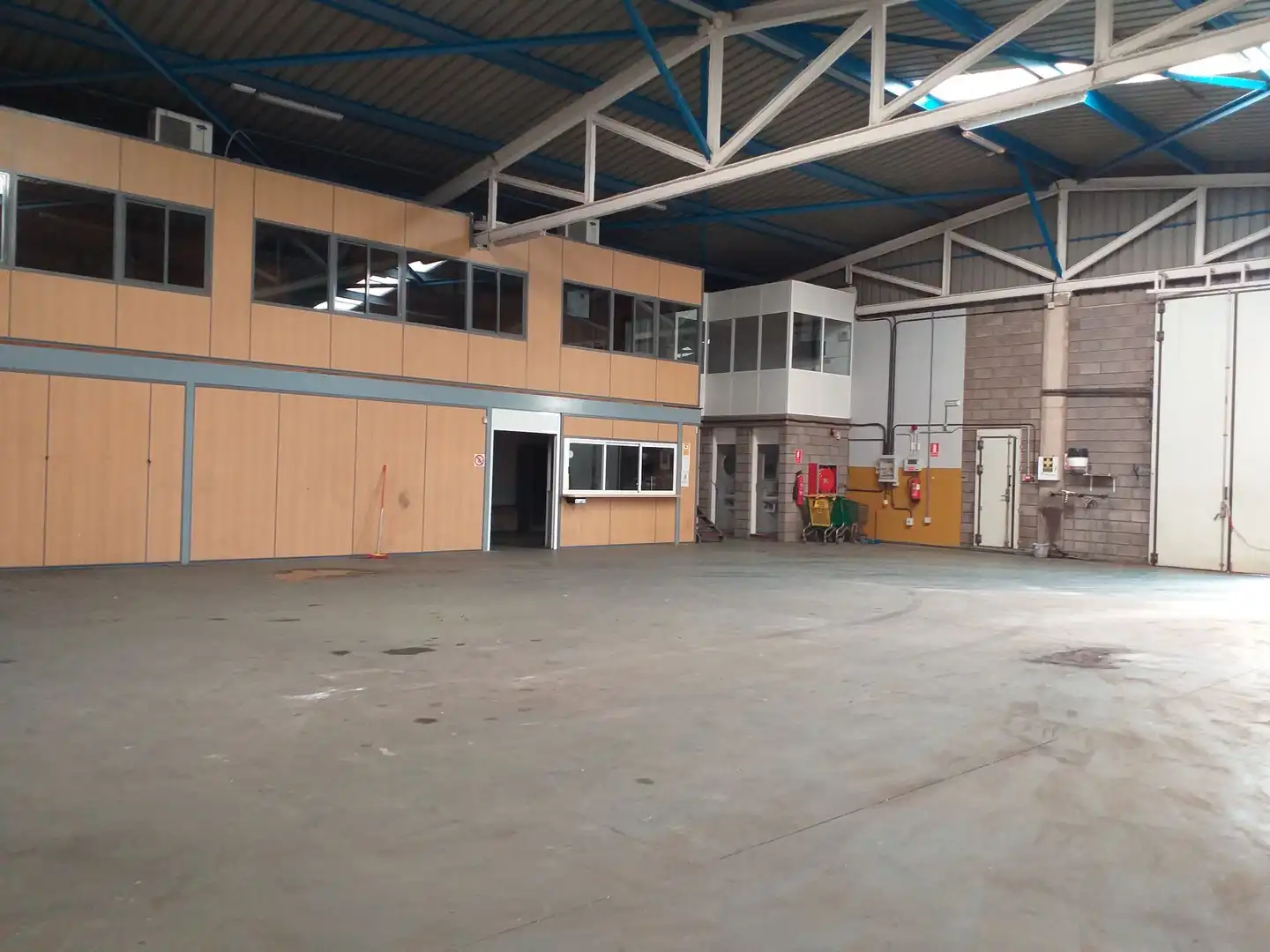 Fabrikhallen zur Miete in El Rosario