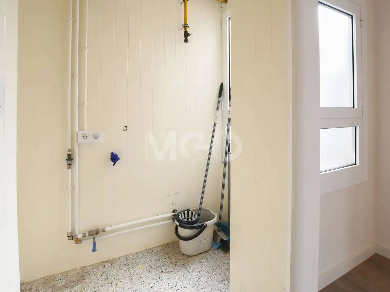 Baño de Piso en venta en Vic con Calefacción, Parquet y Terraza
