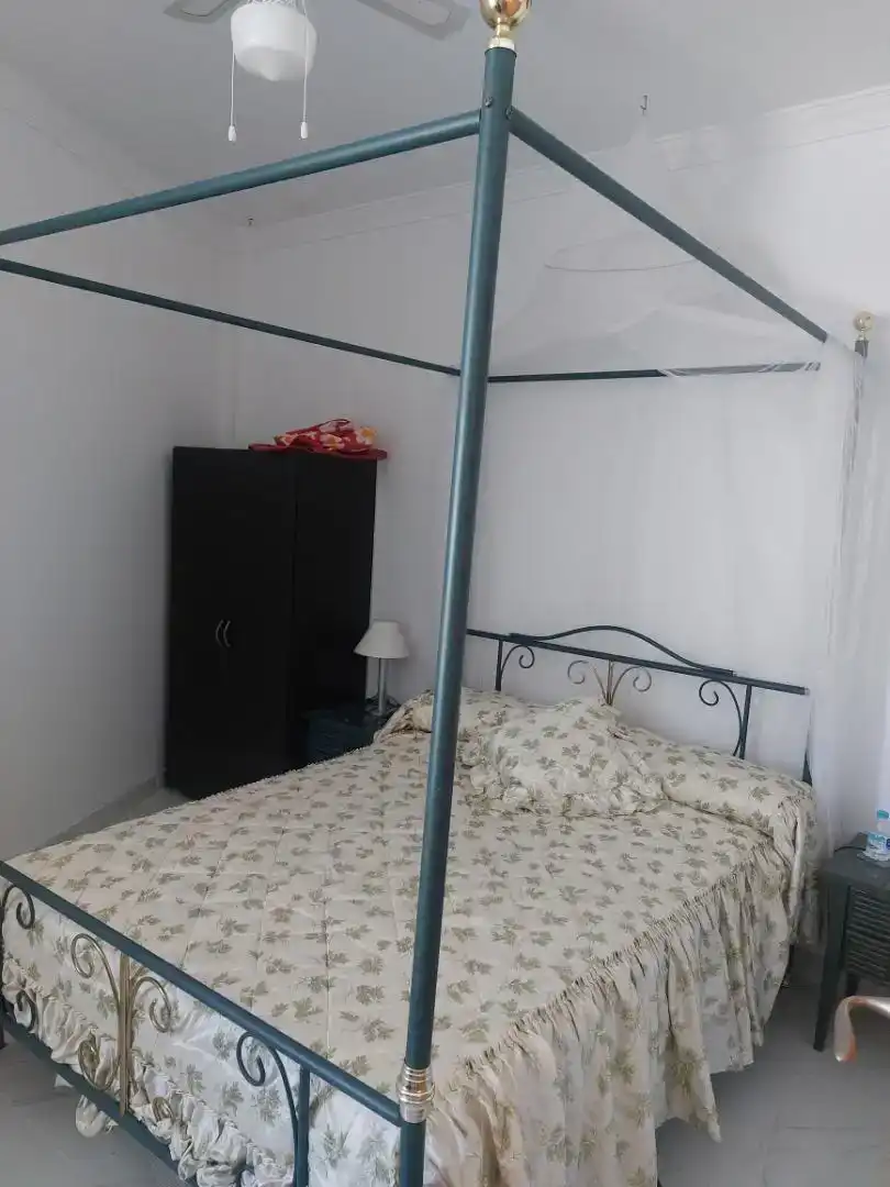 Dormitori de Planta baixa de lloguer en Dénia