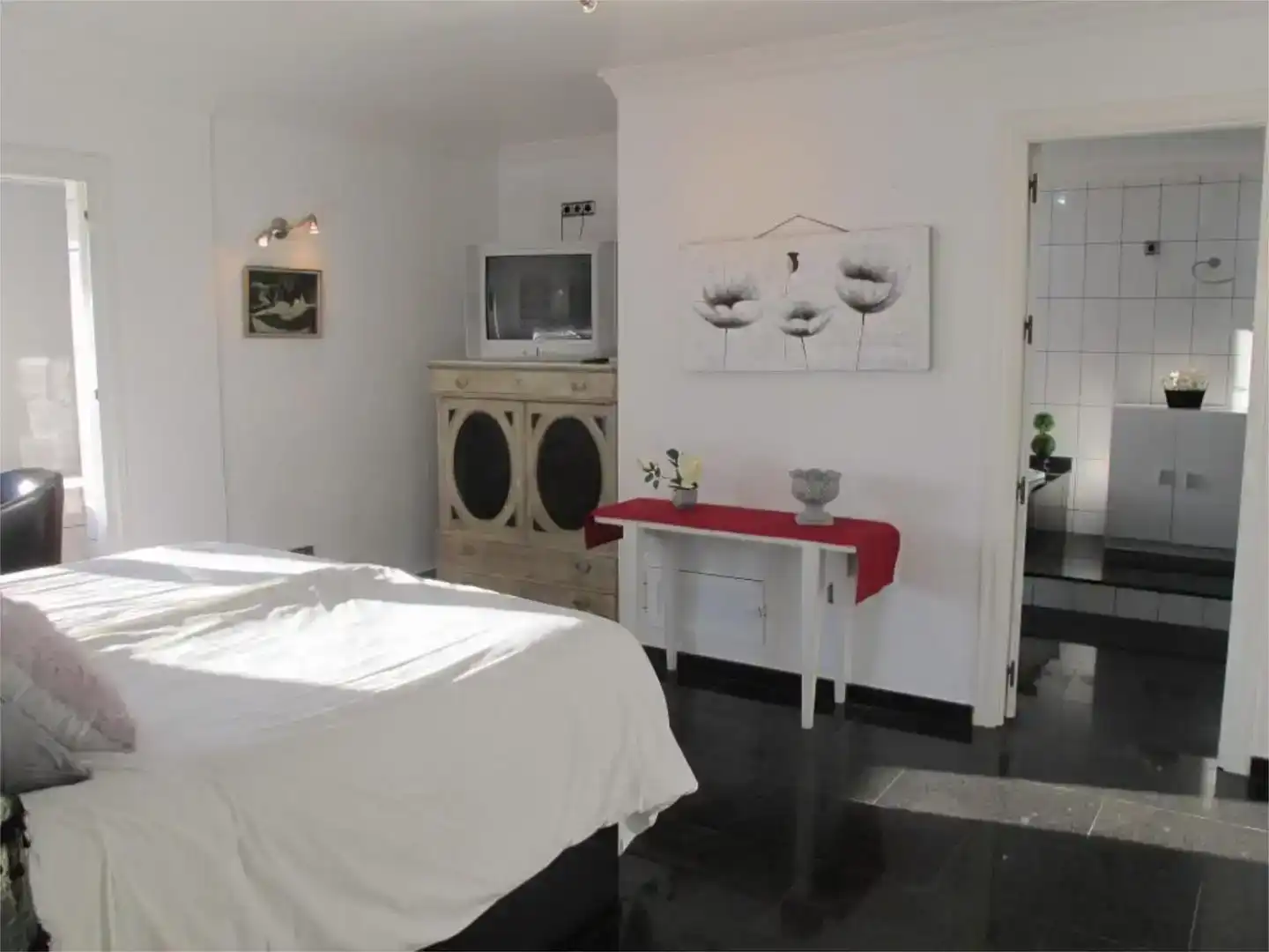 Schlafzimmer von Dachboden zum Verkauf in Torrox mit Klimaanlage und Schwimmbad