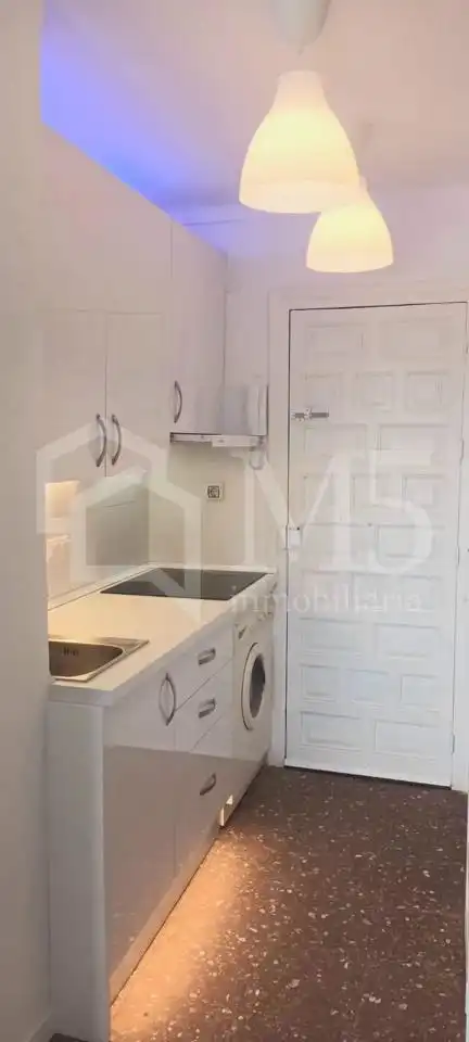 Estudio de alquiler en Centro Internacional