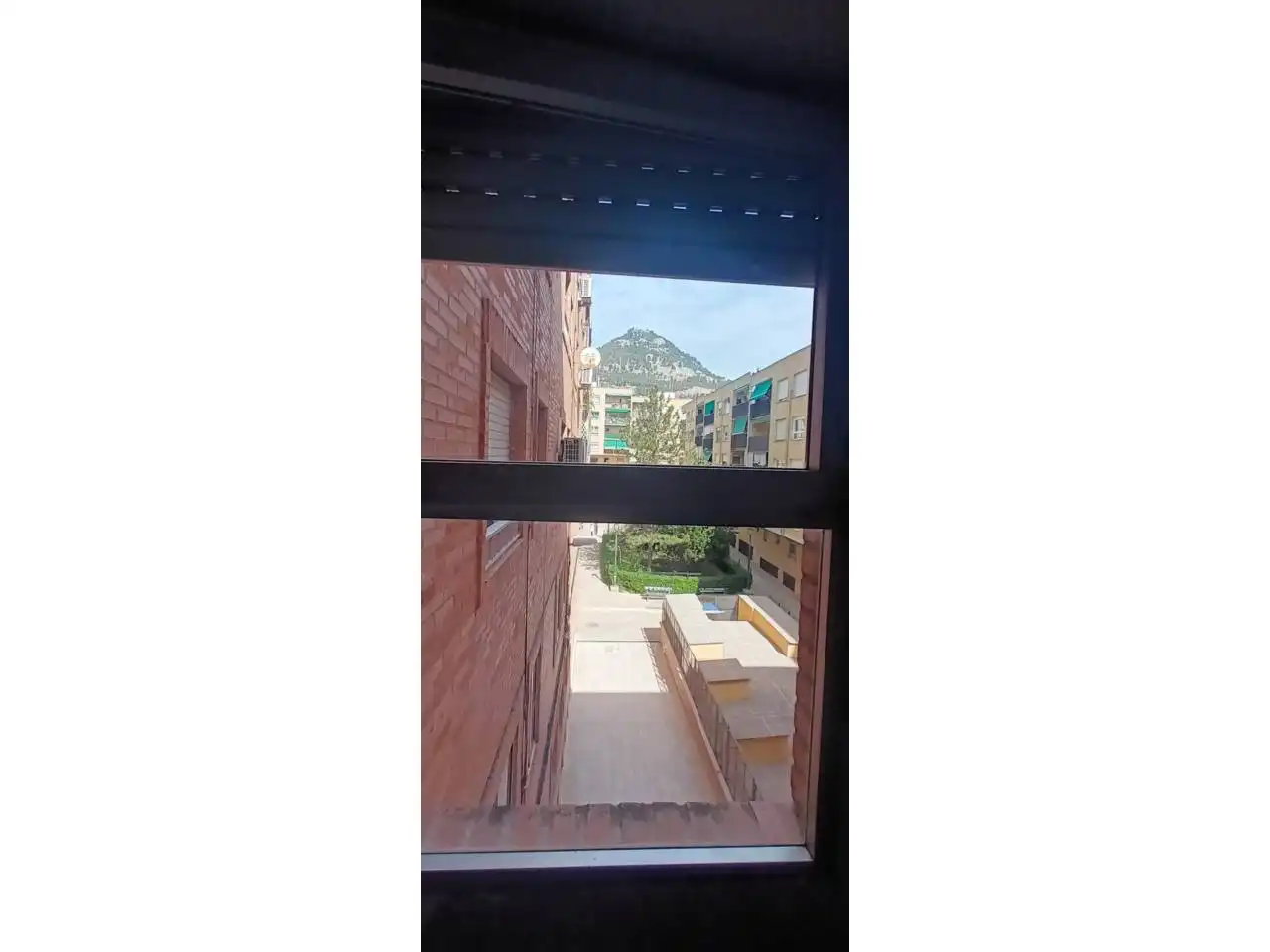 Vista exterior de Pis en venda en Alcoy / Alcoi amb Moblat i Balcó
