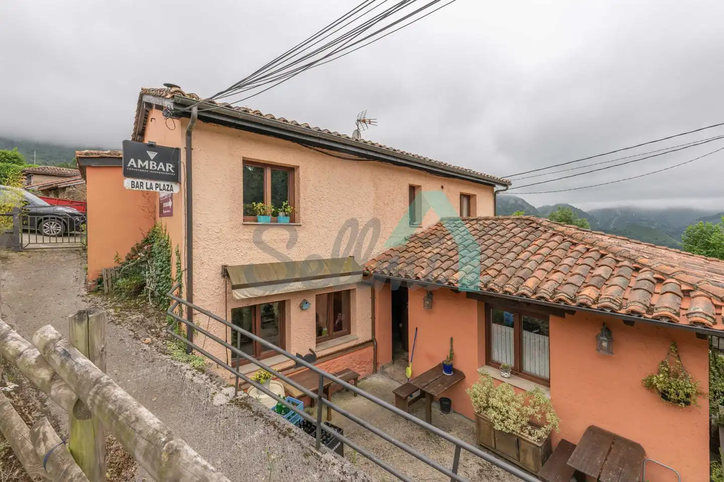 Vista exterior de Casa o chalet en venta en Sobrescobio con Calefacción, Jardín privado y Terraza