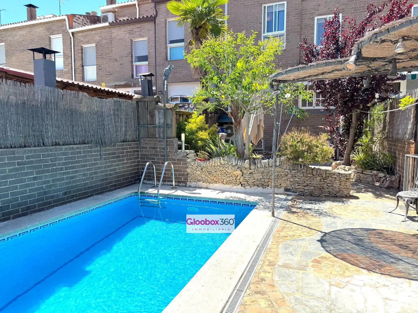 Piscina de Casa adosada en venda en Riudoms amb Calefacció, Jardí privat i Terrassa