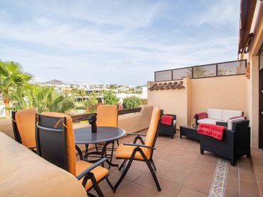 Flat with pool for sale in San Pedro de Alcántara