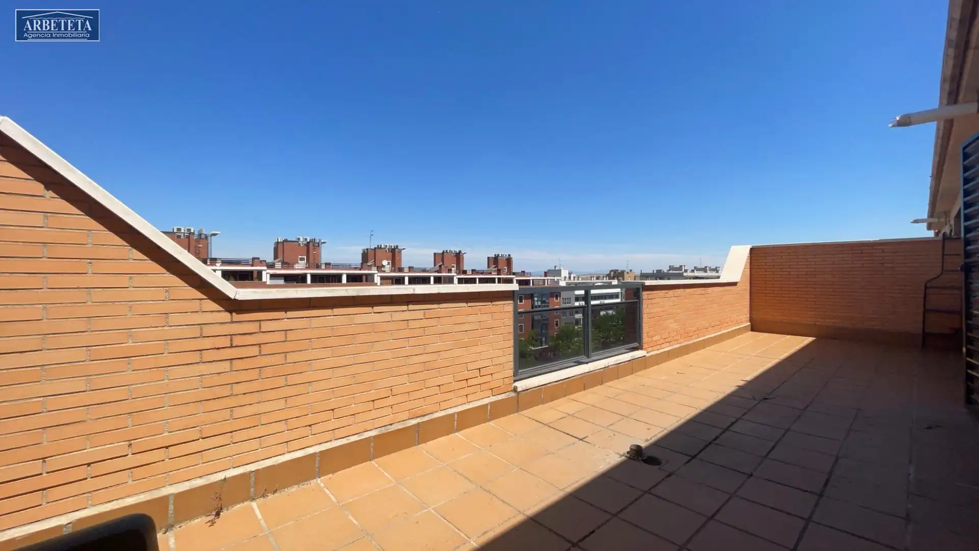 Terraza de Ático en venta en Guadalajara con Calefacción, Terraza y Trastero