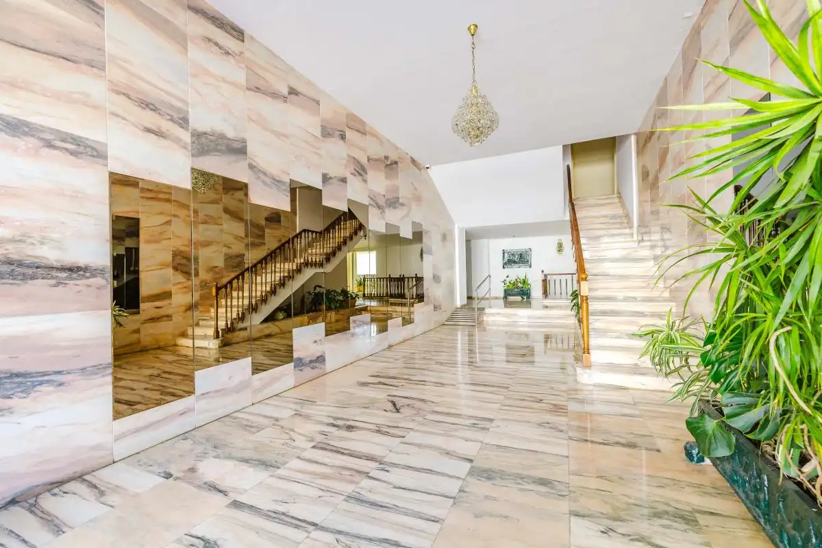 Piso en venta en Torremolinos con Aire acondicionado, Calefacción y Jardín privado