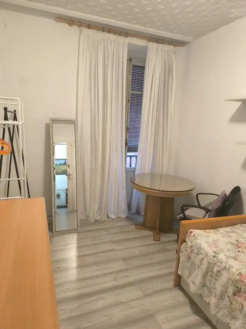 Schlafzimmer von Wohnung zur Miete in  Granada Capital mit Balkon