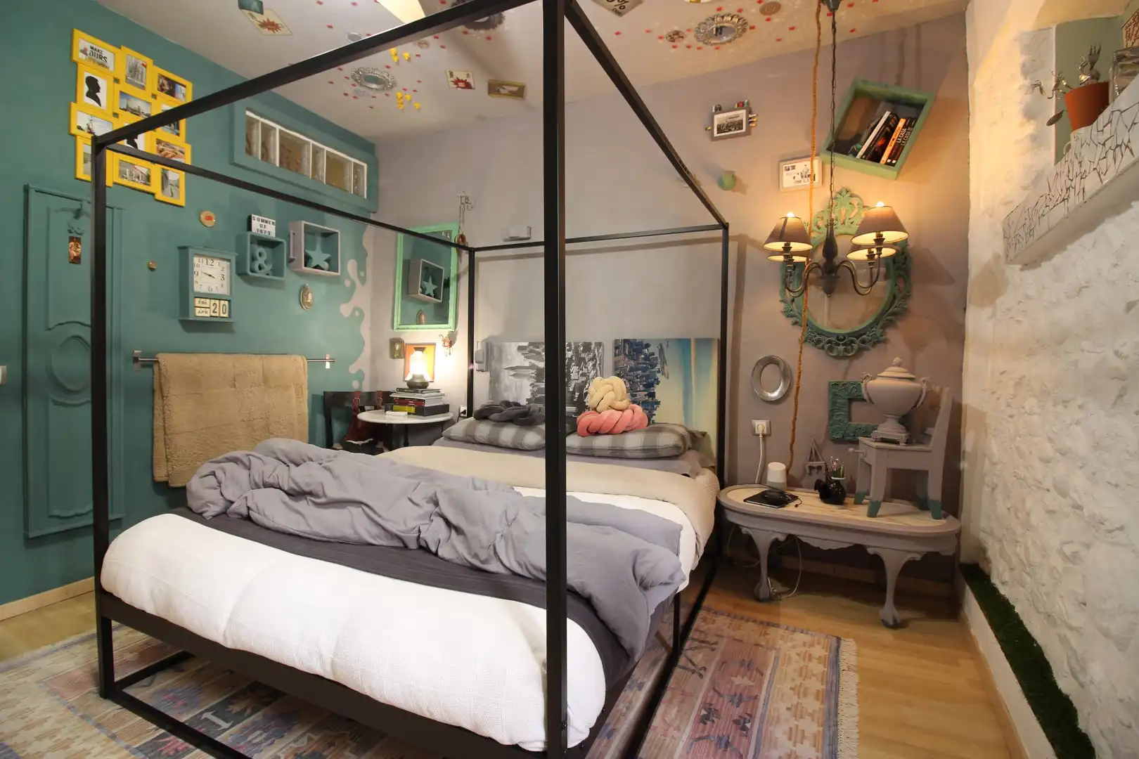 Bedroom of Houses for sale in Besalú  with Heating, Terrace and Swimming Pool