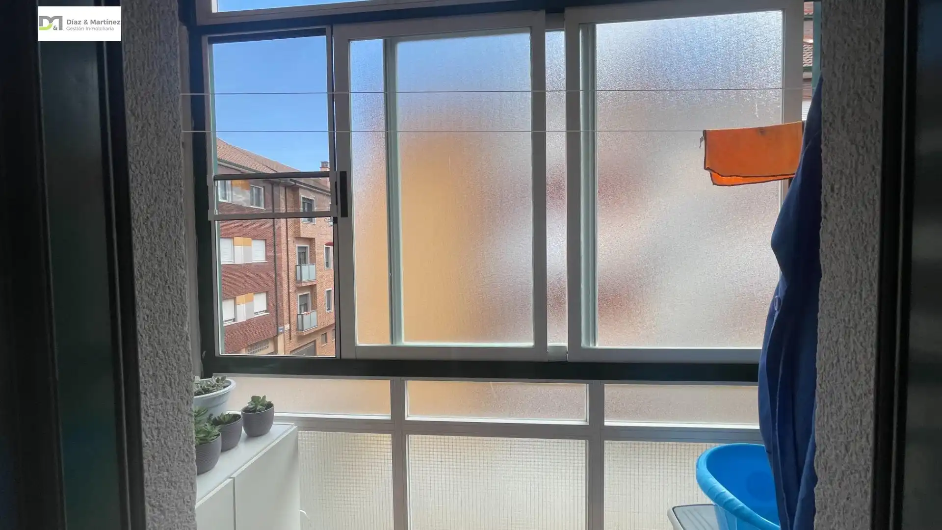 Terrassa de Pis en venda en San Andrés del Rabanedo amb Calefacció, Parquet i Traster
