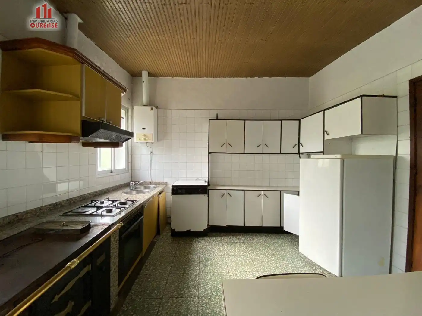 Cuina de Casa o xalet en venda en Cartelle amb Jardí privat, Terrassa i Balcó