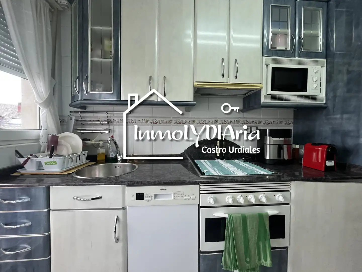 Cocina de Piso en venta en Castro-Urdiales con Calefacción, Parquet y Terraza