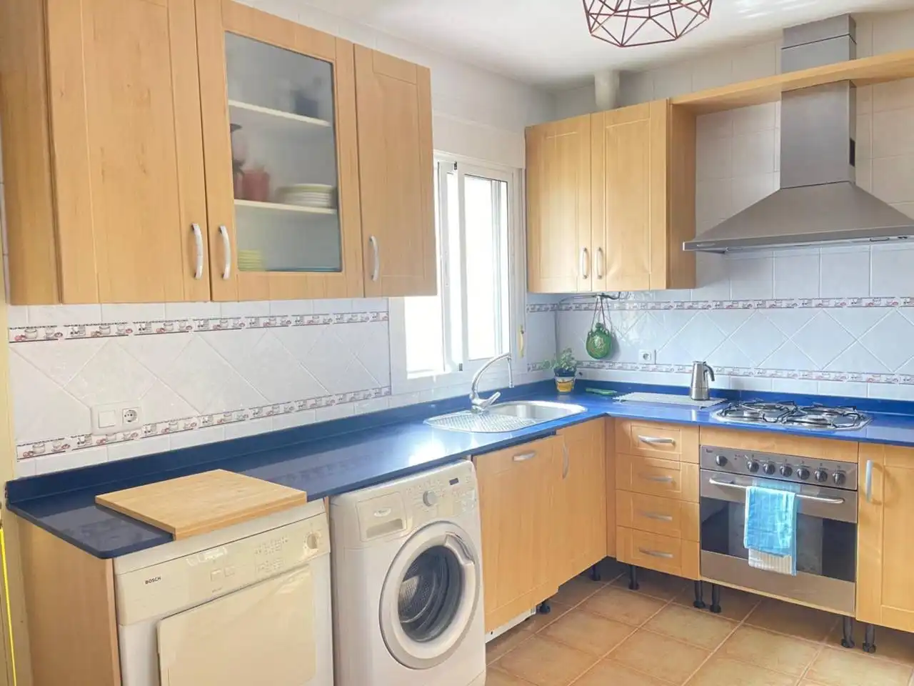 Cuina de Casa o xalet en venda en Chiclana de la Frontera amb Aire condicionat, Jardí privat i Piscina