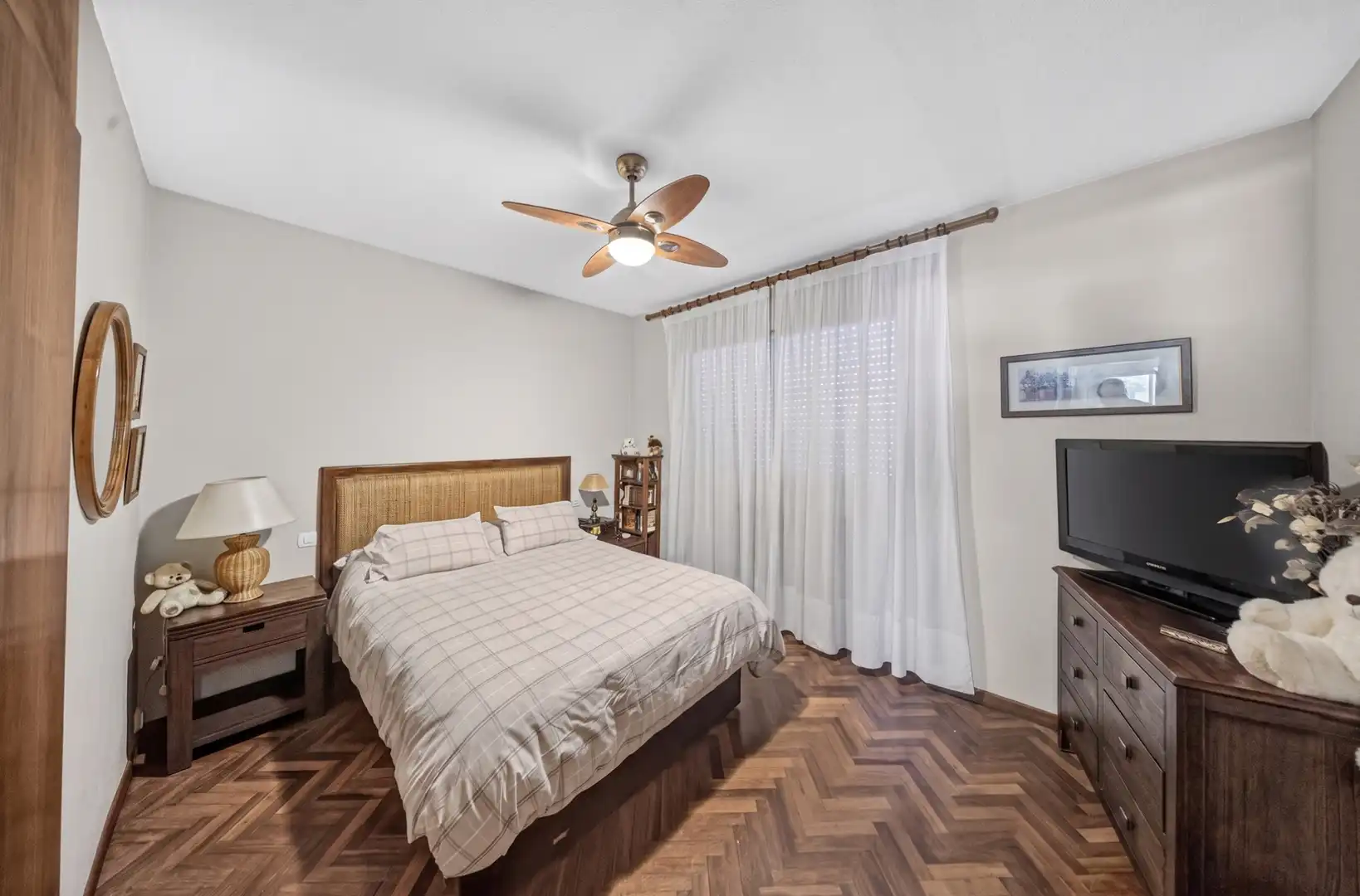 Schlafzimmer von Haus oder Chalet zum Verkauf in Torrelodones mit Heizung, Privatgarten und Parkett