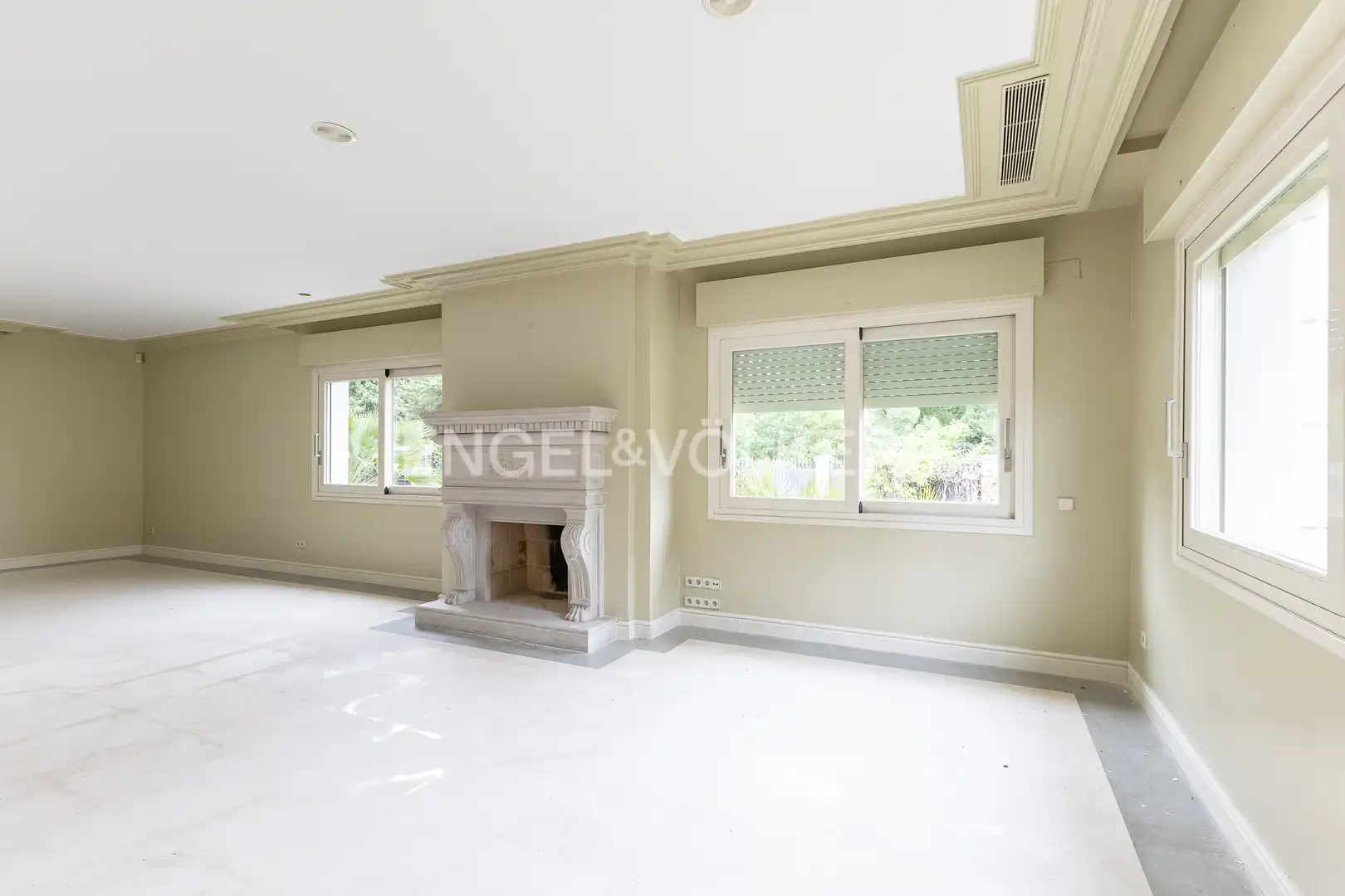 Sala de estar de Casa o chalet en venta en Madrid con Aire acondicionado, Calefacción y Jardín privado