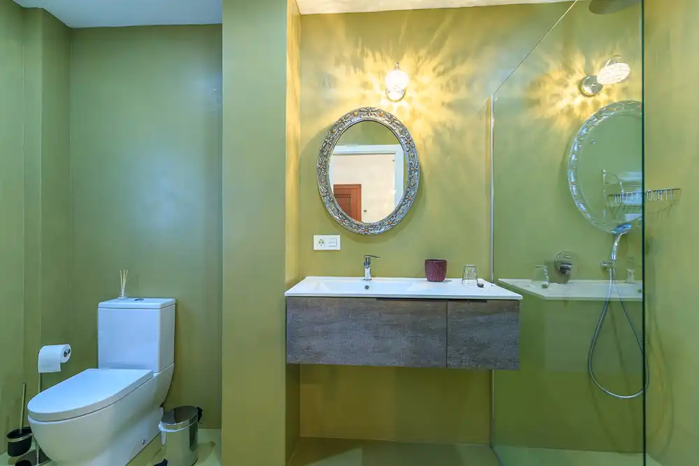 Bathroom of Country homes for sale in Alfarnatejo  with Air Conditioner, Heating and Private garden