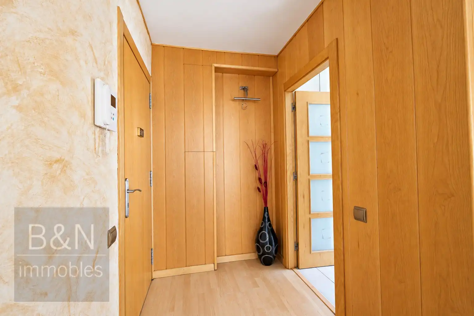 Flat with balcony for sale in Nord-oest, imagen 3