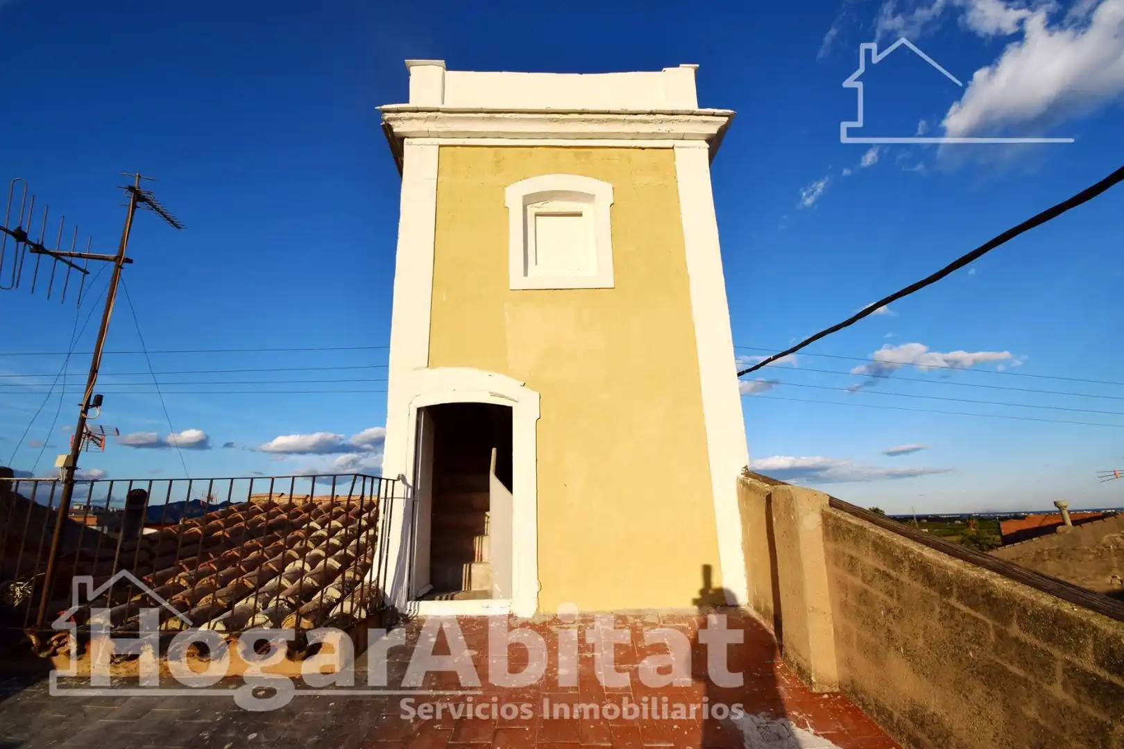 Vista exterior de Casa o xalet en venda en Almazora / Almassora amb Terrassa, Traster i Balcó