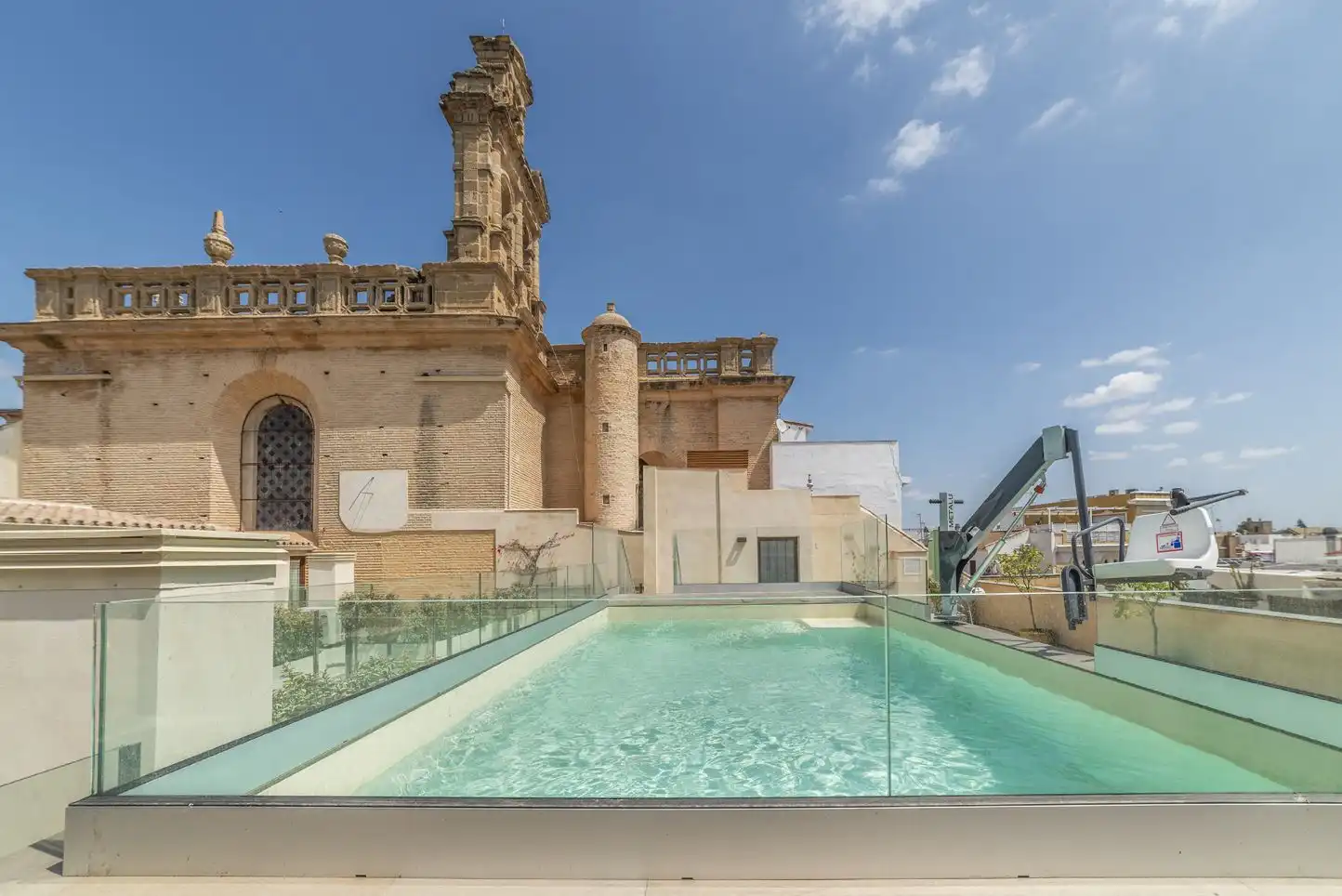 Piscina de Piso de alquiler en Sevilla con Aire acondicionado, Calefacción y Amueblado