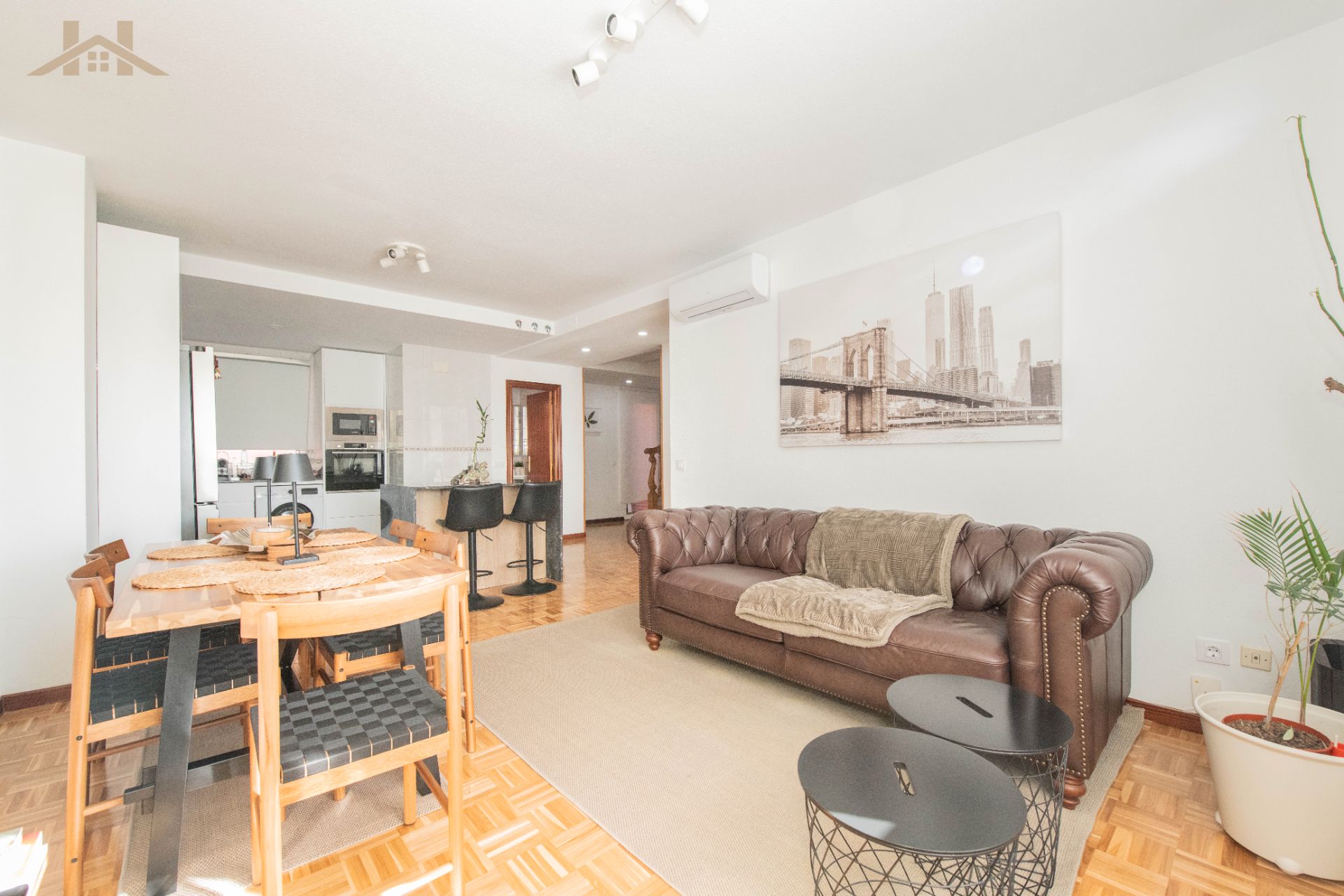 Sala d'estar de Dúplex en venda en Villaviciosa de Odón amb Aire condicionat, Calefacció i Traster