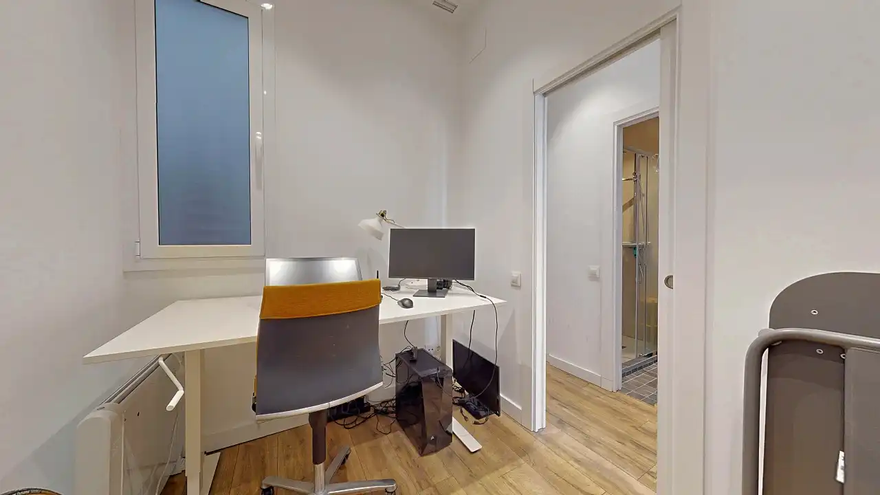 Piso en venta en Barcelona con Aire acondicionado, Calefacción y Balcón