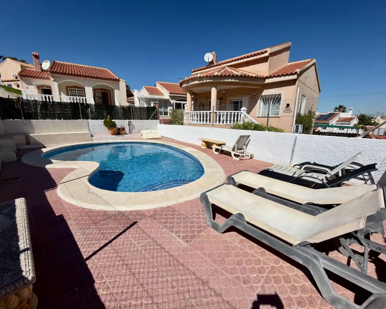 Piscina de Casa o xalet en venda en Rojales amb Aire condicionat, Jardí privat i Terrassa