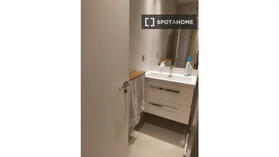 Room in Madrid, Madrid