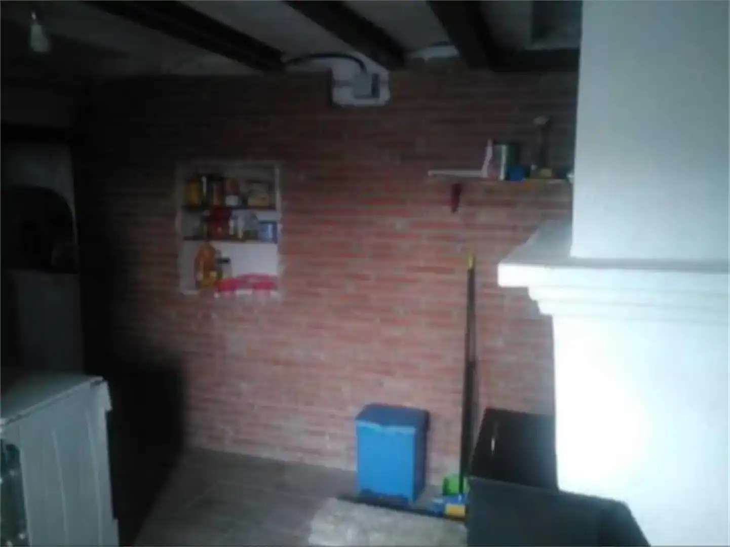 Casa adosada en venda en Azara amb Moblat i Balcó