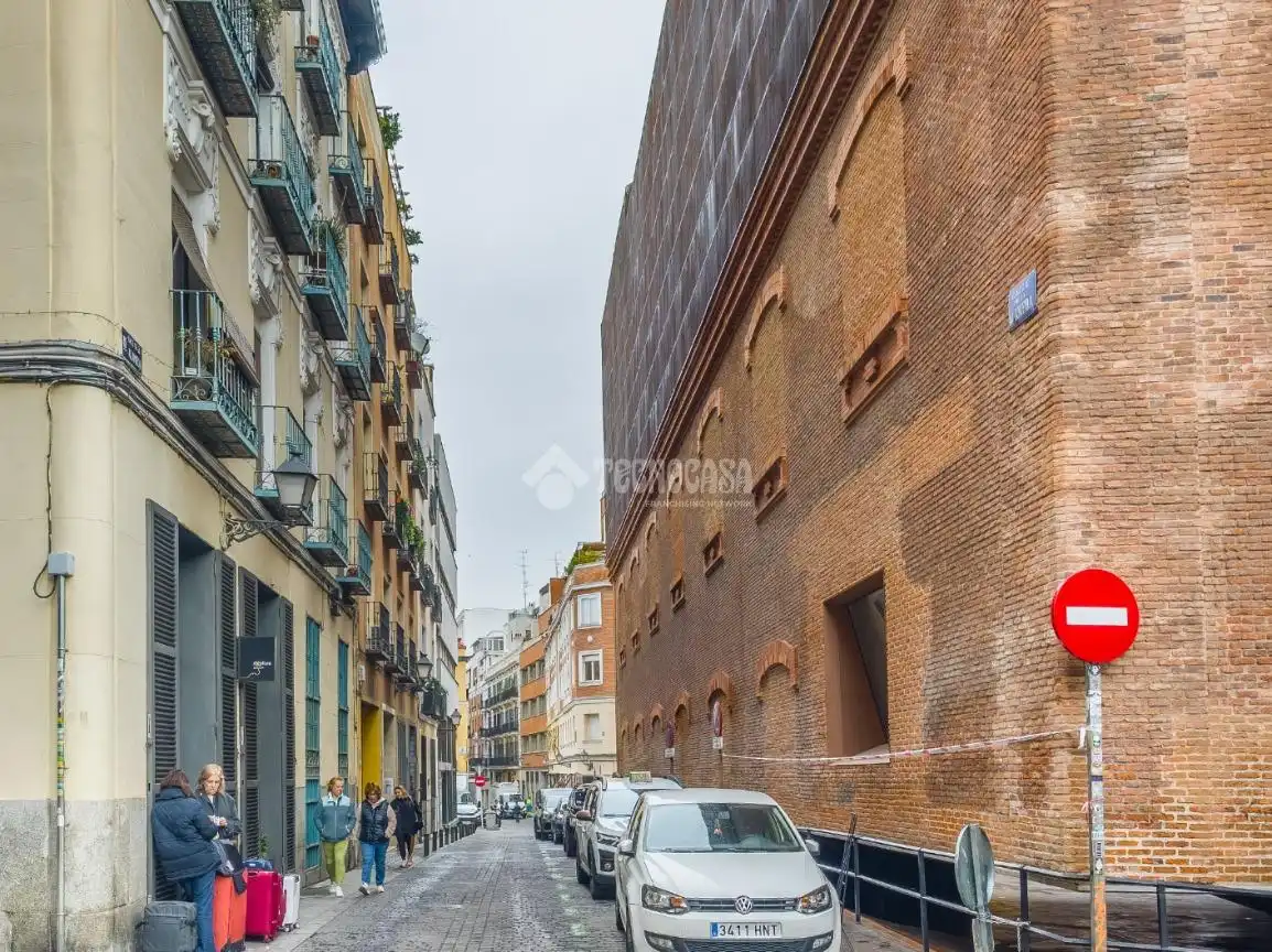 Vista exterior de Pis en venda en Madrid