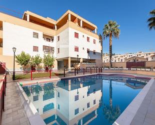 Piscina de Pis de lloguer en Atarfe amb Parquet, Terrassa i Piscina